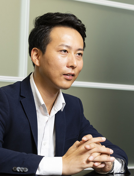 米野井 佑記
