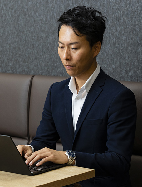 米野井 佑記